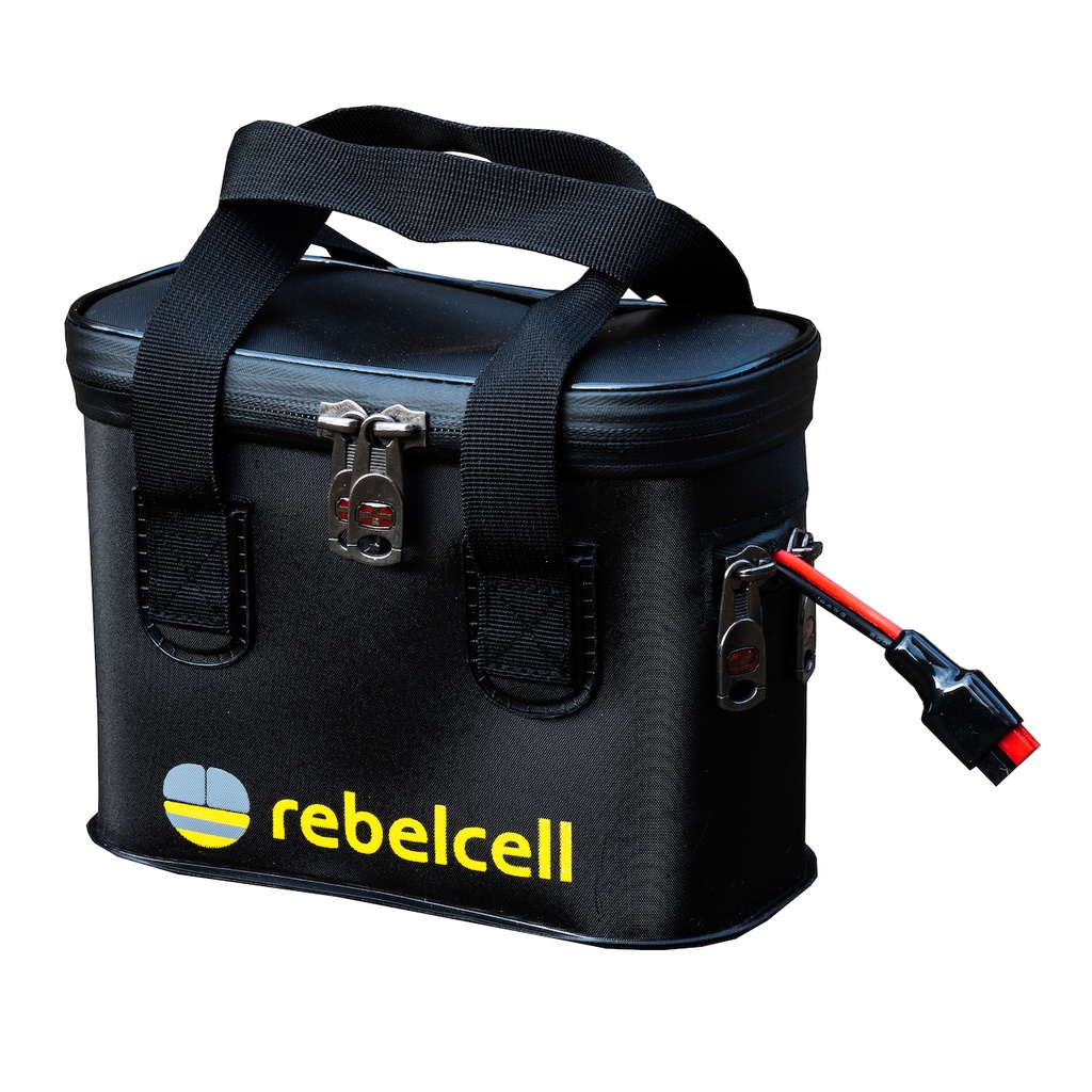 Rebelcell säänkestävä akkulaukku koko: L, sopii 12V35 / 12V50 / 12V70 Rebelcell akuille