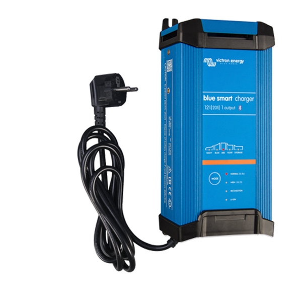 Victron Blue Smart IP22 Akkulaturi 12/20 (1)