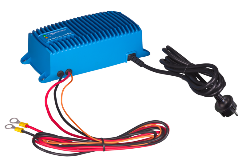 Victron Blue Smart IP67 Akkulaturi 24/5 (1)