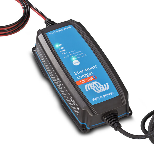 Victron Blue Smart IP65 Akkulaturi 12/10 + DC connector