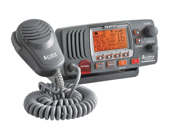 COBRA MRF77BGPS VHF-radiopuhelin GPS vastaanottimella.